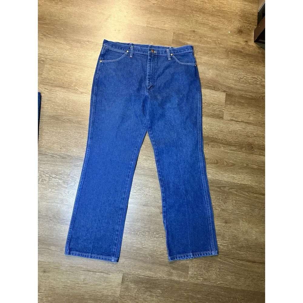 Wrangler Men's Jeans Lot 8 Pairs Blue Denim Size 38x30 Western Cowboy Style
